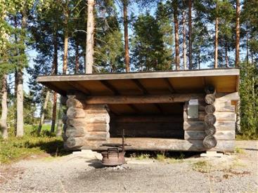 Lossisaaren pohjoispuolen laavu